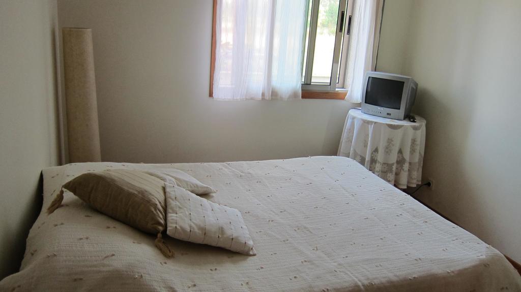 Nibho Apartment إسبونسيندي الغرفة الصورة