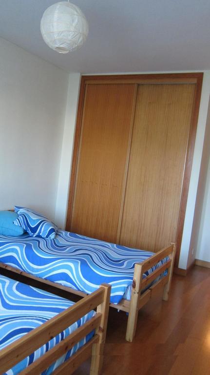 Nibho Apartment إسبونسيندي الغرفة الصورة