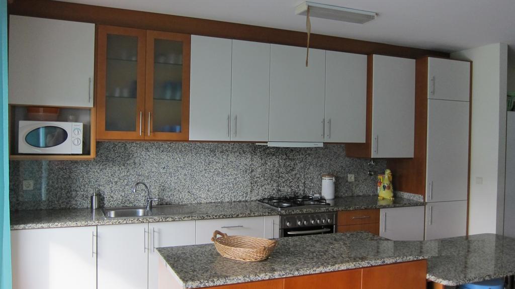 Nibho Apartment إسبونسيندي الغرفة الصورة